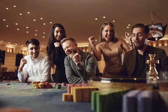 新城娱乐 品牌形象